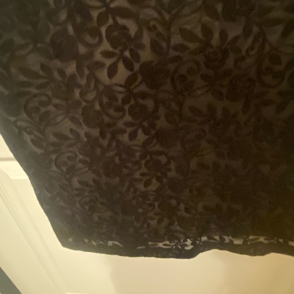 Express dress with Lacey material stretchable with a ivory slip - Picture 4 of 11